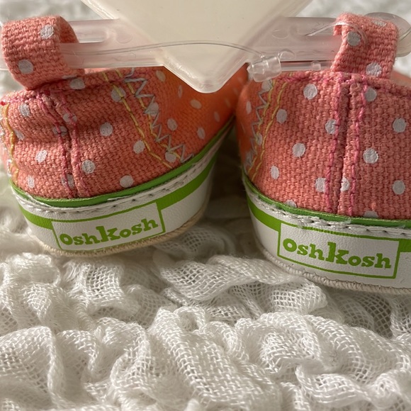 Osh Kosh Baby Girls Slip On Shoes - Picture 5 of 10